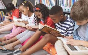  Children on the floor reading
